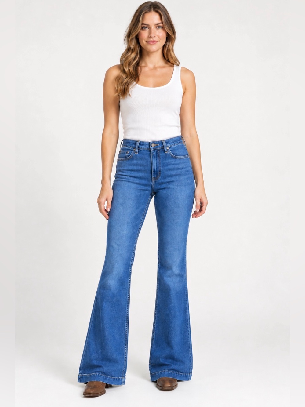 Chic Wrangler retro style flare jean
